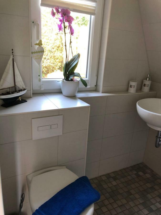 Ferienhaus Naehe Warnemuende エルメンホルスト エクステリア 写真